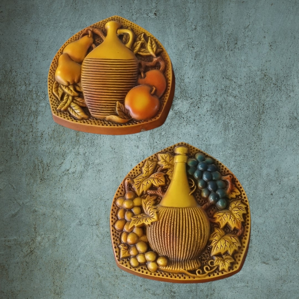 💥60s Wall Plaques with Fruit and Jug Design